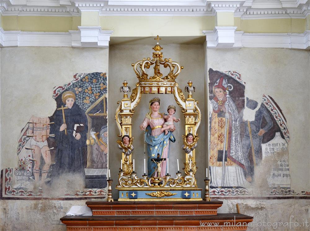 Benna (Biella) - Parete di fondo del presbiterio dell'Oratorio di Santa Maria delle Grazie